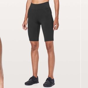 Women’s Lululemon On Pace Short HR 10”
